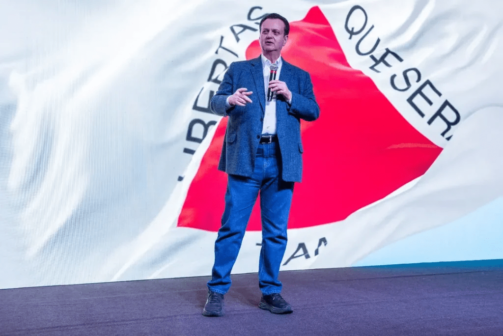 Kassab e a terceira via